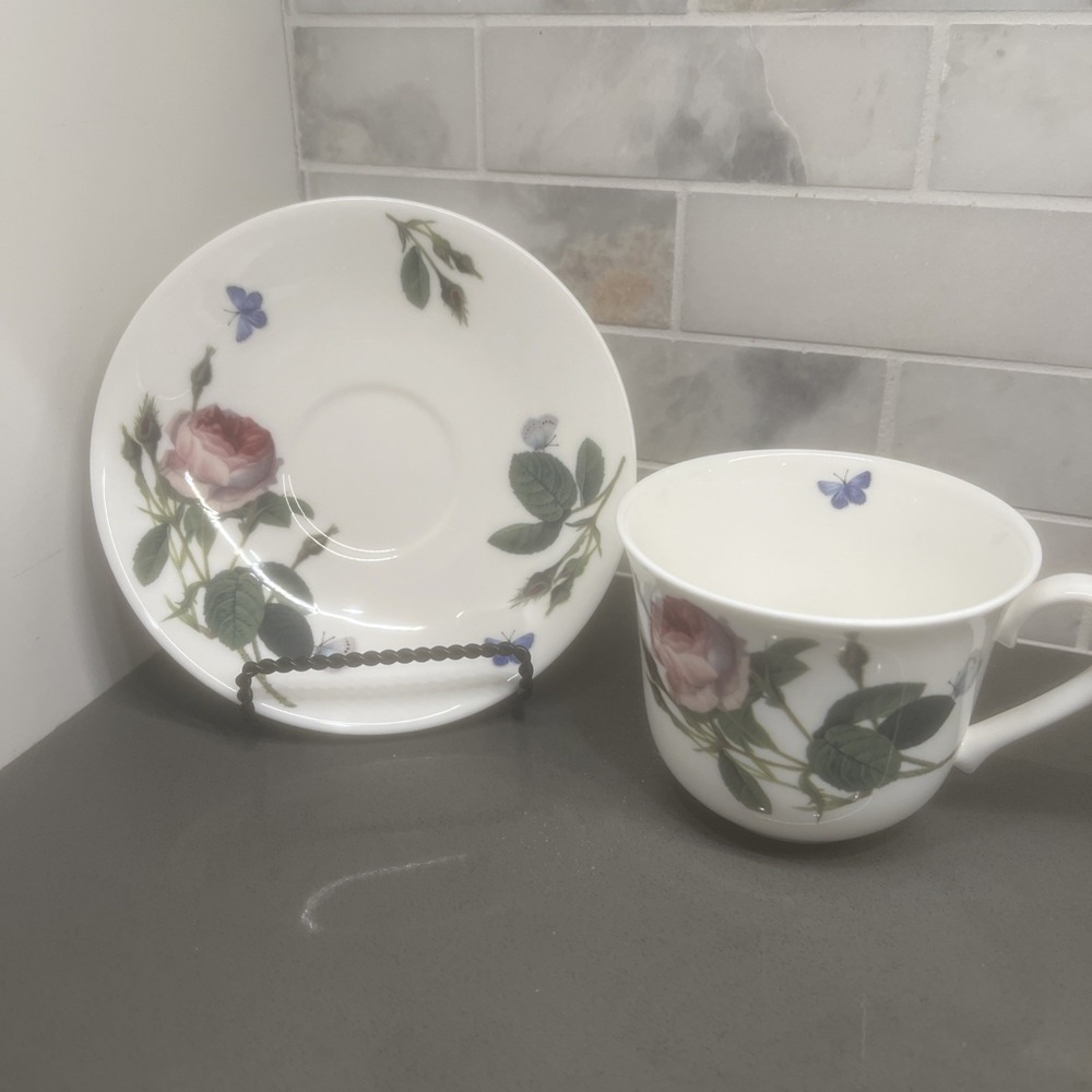 NEW-Roy Kirkham Palace Garden 2015 Tea Cup & Saucer England Fine Bone China